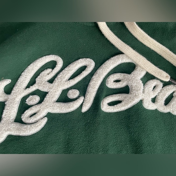LL Bean vintage style green hooded sweatshirt - size large - Picture 2 of 7